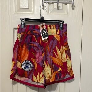 NWT Farm Rio Adidas Women's Tropical Leaf Athletic Shorts - Red and Orange. S